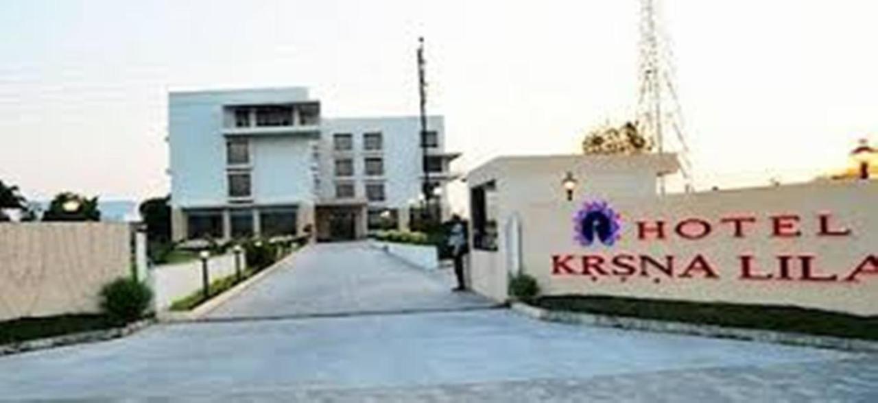 Krsna Lila By The Blues Hotel Sanand Exterior photo